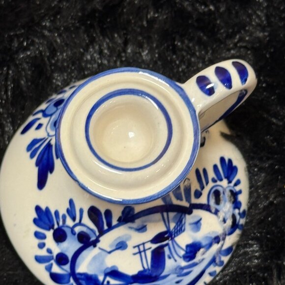 Delft  Blue Hand-Painted Ceramic Blue & White Candle Holder With Handle - Picture 6 of 7